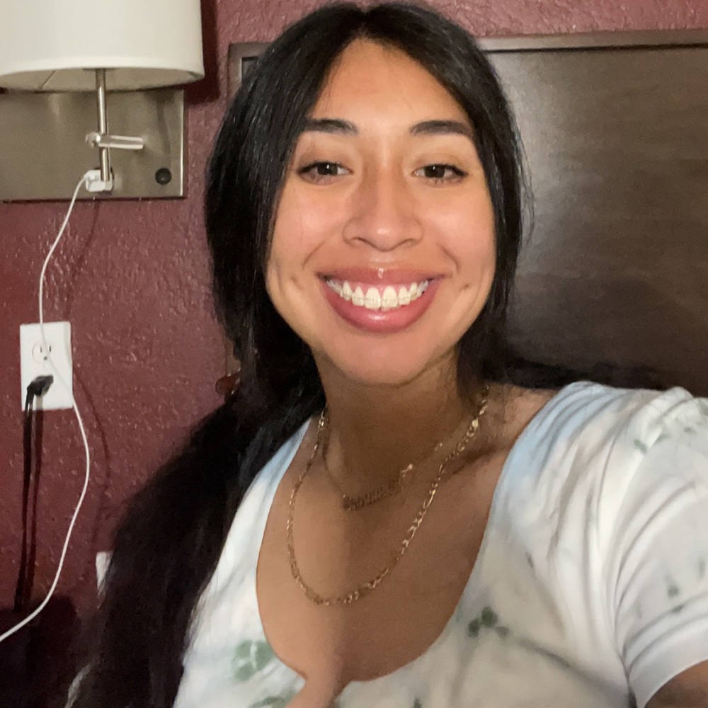 Meet your Posher, Bee